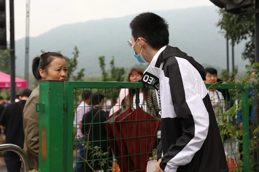 1600730135164393.jpg 1600730135164393.jpg