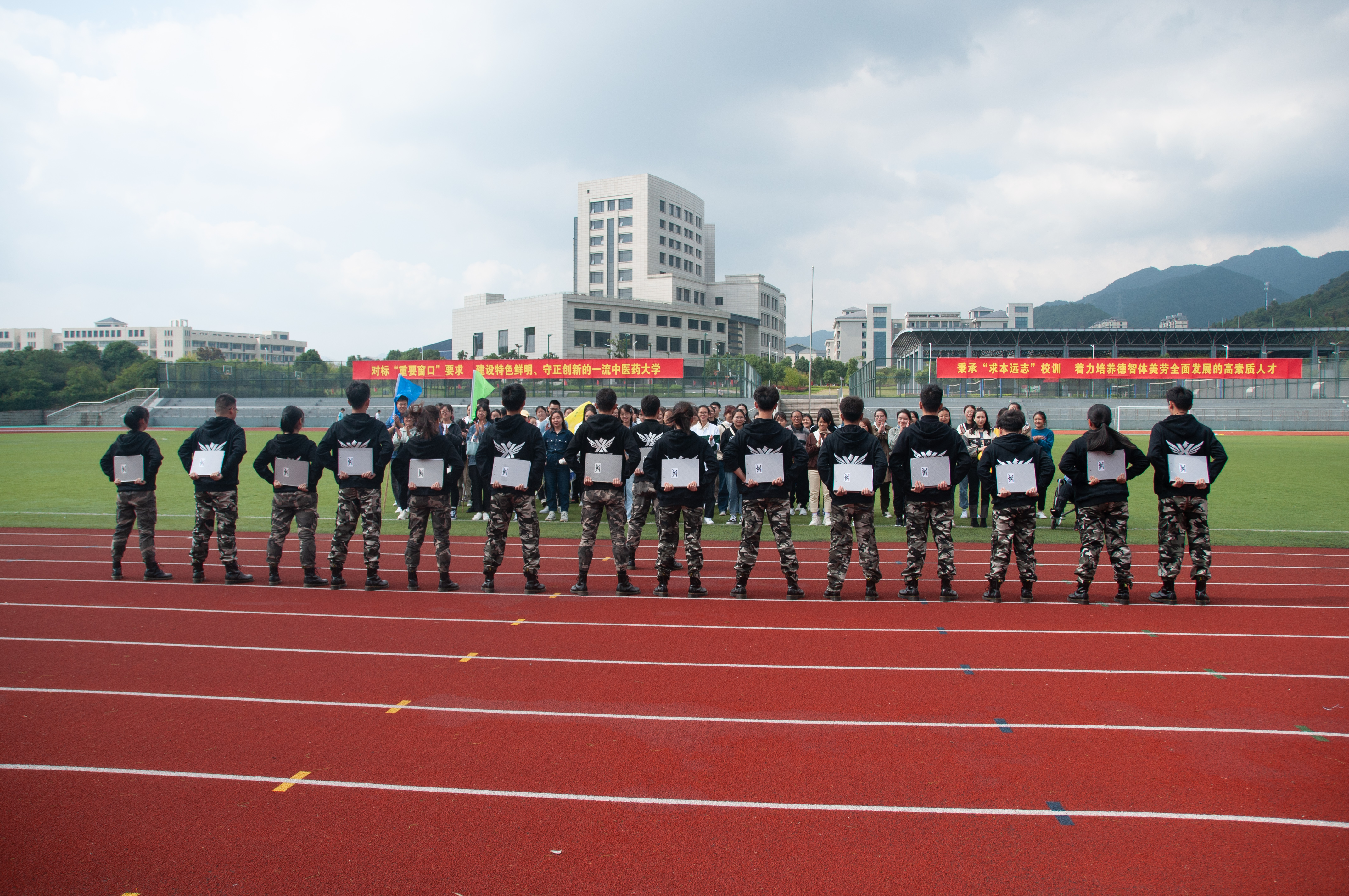 1603158106308755.jpg 1603158106308755.jpg